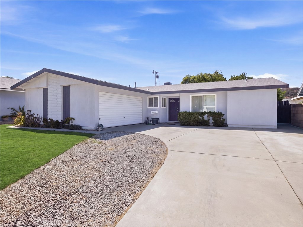 21052 Kingscrest, Saugus, CA 91350 — photo 1