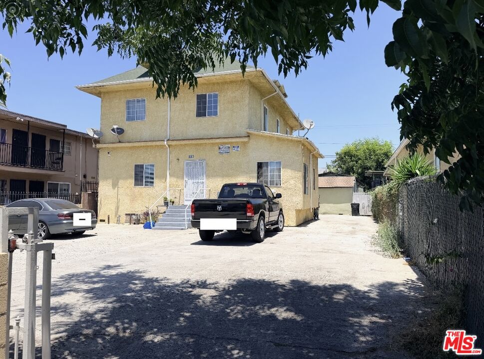 823 E Adams Boulevard, Los Angeles, CA 90011 — photo 1