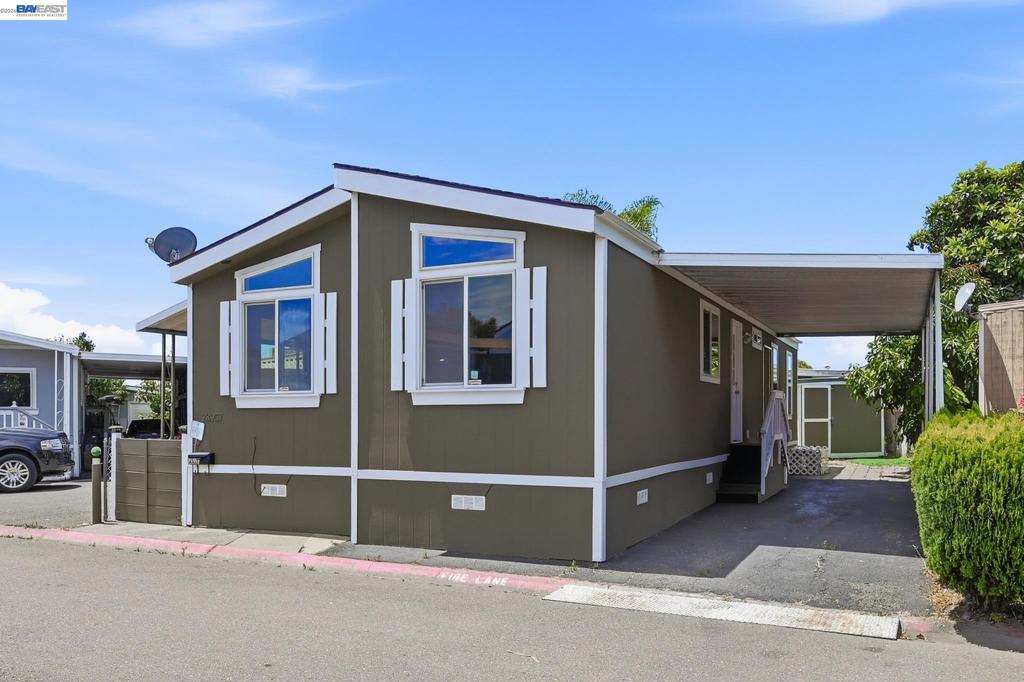 28957 Venus St, Hayward, CA 94544 — photo 1