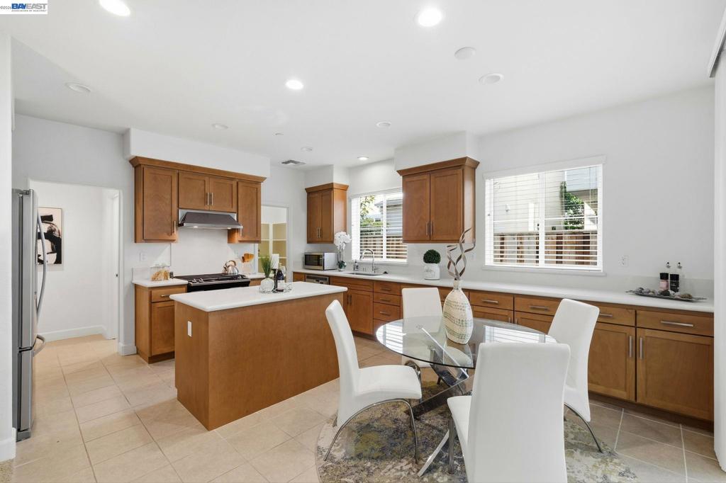 8553 Schooner Way, Newark, CA 94560 — photo 1