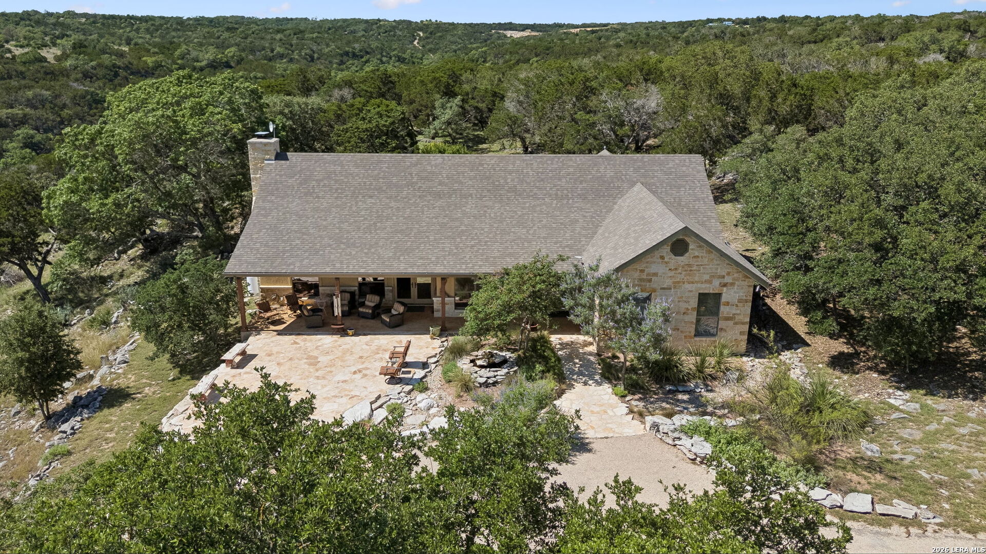 306 Charles, Kerrville, TX 78028 — photo 1