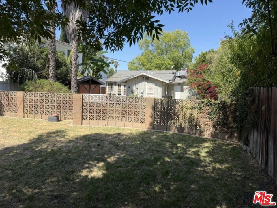 5136 Noble Avenue, Los Angeles, CA 91403 — photo 1