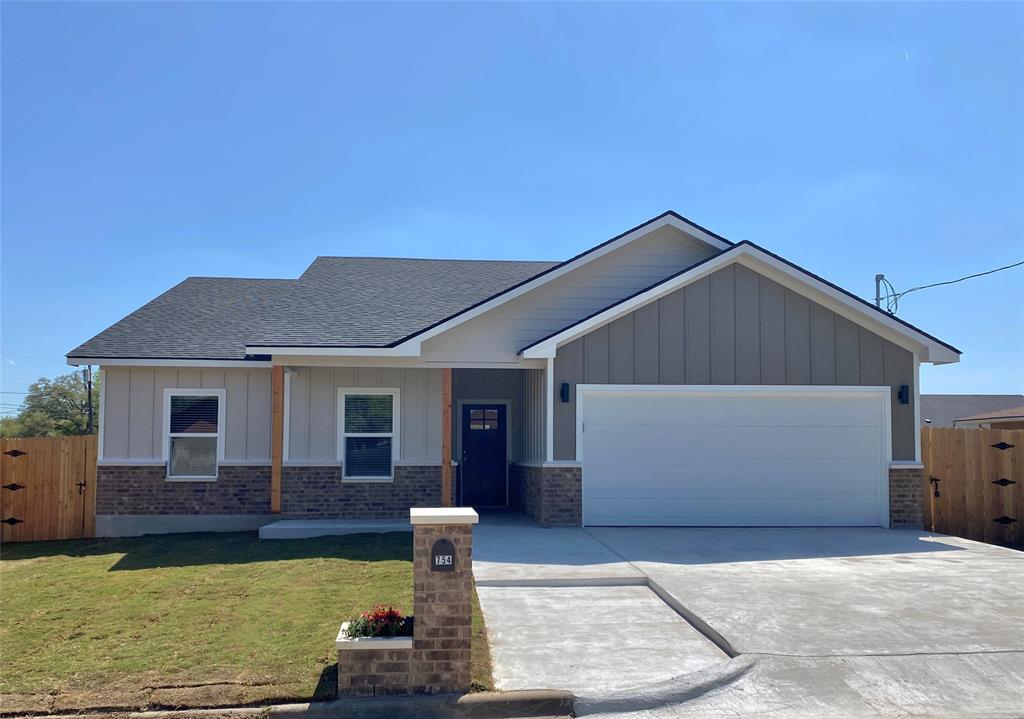 754 W. Columbus, Giddings, TX 78942 — photo 1
