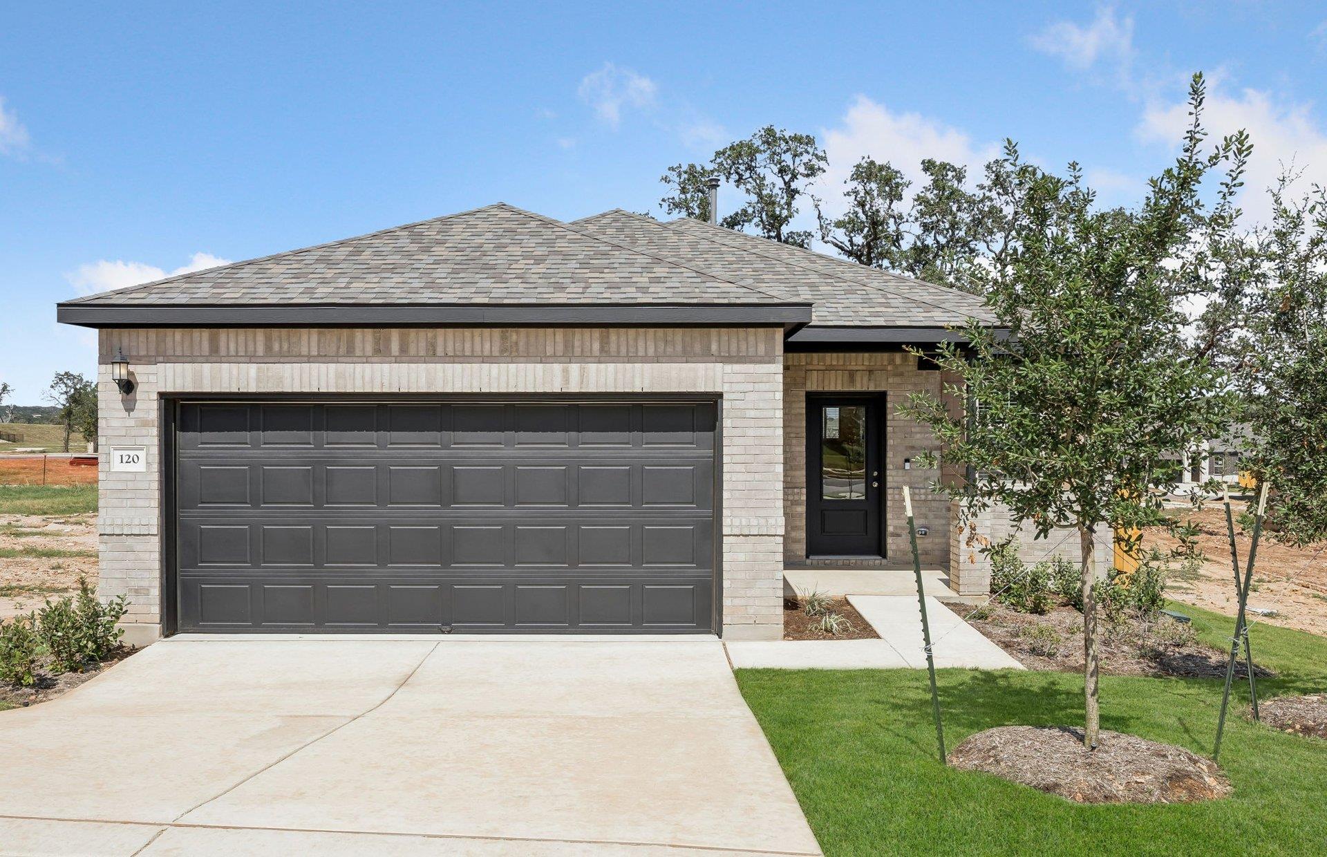 120  Blackfoot Daisy Path, San Marcos, TX 78666 — photo 1
