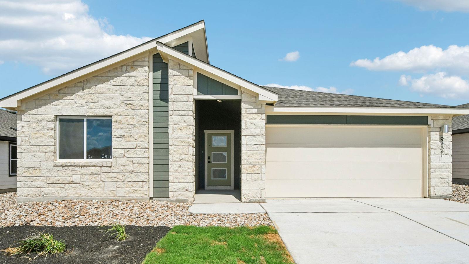9421 Buckstitch Saddle Dr, Austin, TX 78653 — photo 1