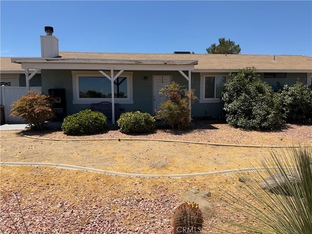 11540 E Avenue R2