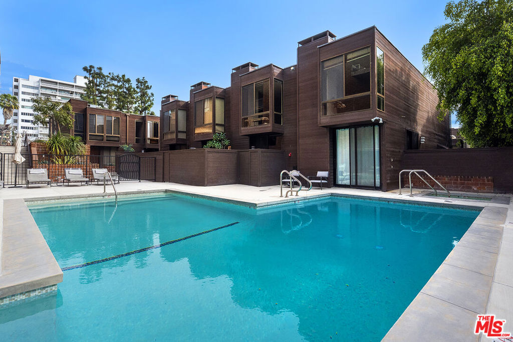 1033 Carol Drive T3, West Hollywood, CA 90069 — photo 1