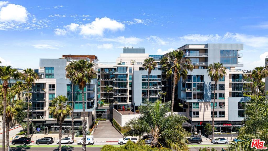 1755 Ocean Avenue 303, Santa Monica, CA 90401 — photo 1