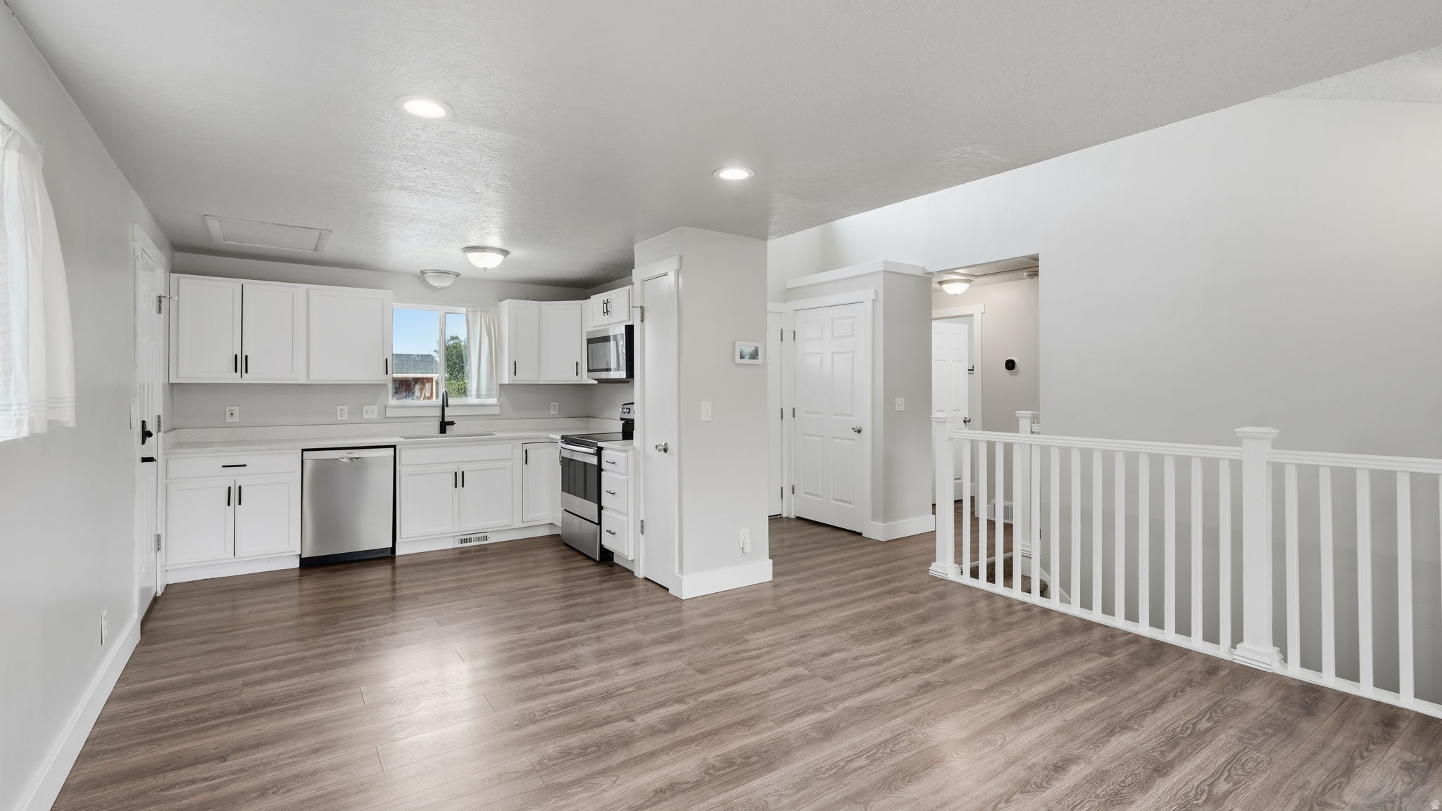 9070 S CORLISS AVE, West Jordan, UT 84088 — photo 1