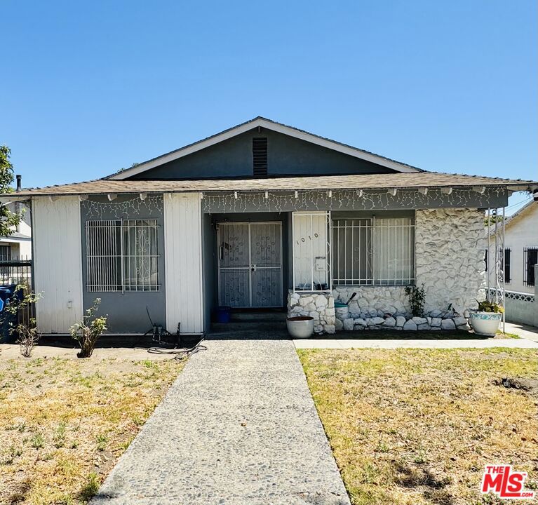1010 E 67th Street, Inglewood, CA 90302 — photo 1