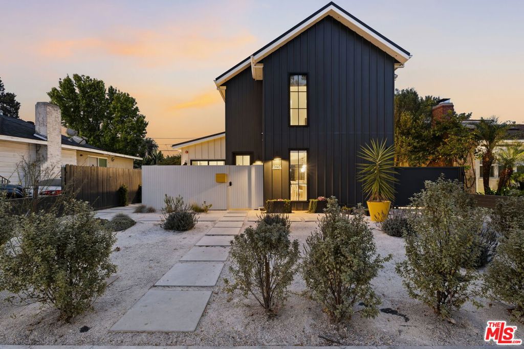 4034 Coolidge Avenue, Los Angeles, CA 90066 — photo 1
