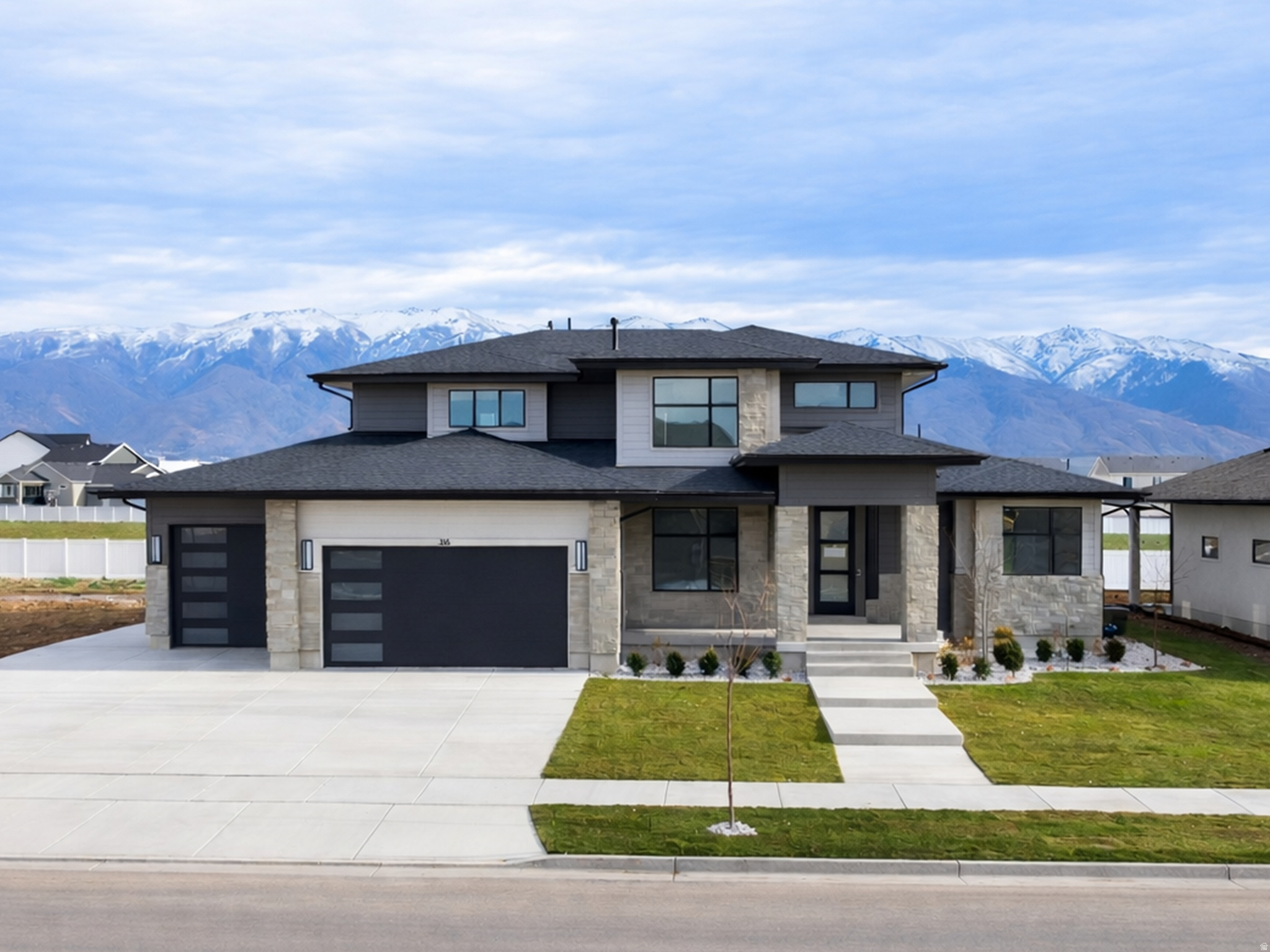 316 N AMBER LN, Layton, UT 84041 — photo 1
