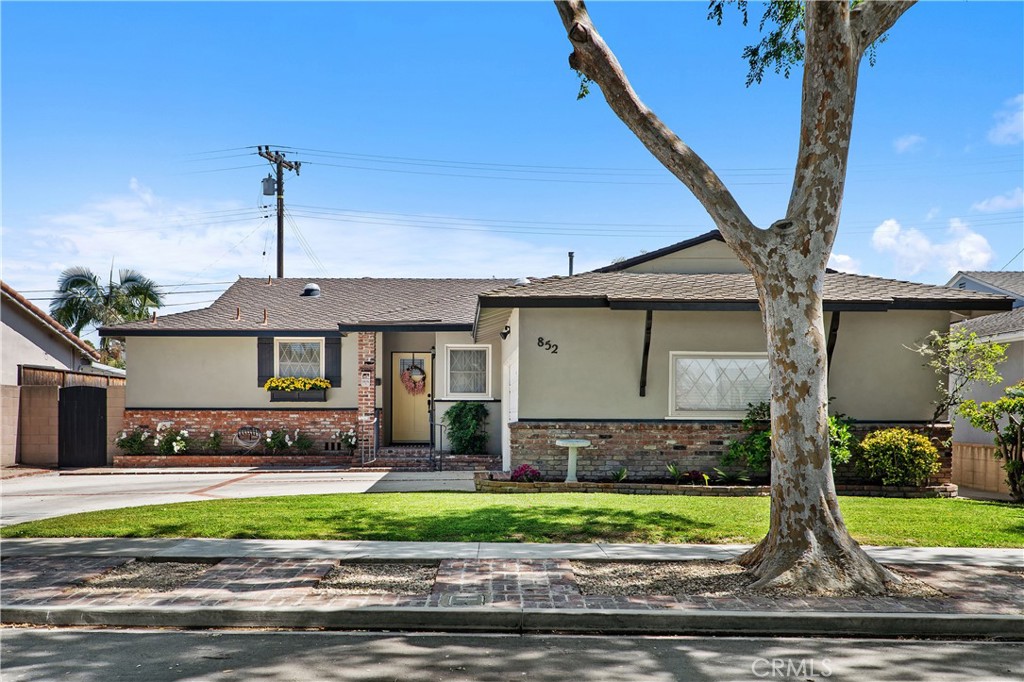 852 Kallin Avenue, Long Beach, CA 90815 — photo 1