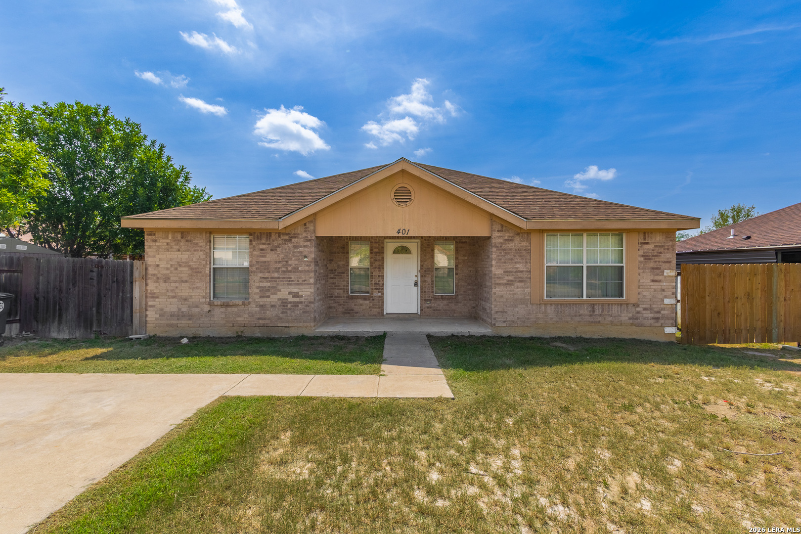 401 Keli Circle, Eagle Pass, TX 78852 — photo 1