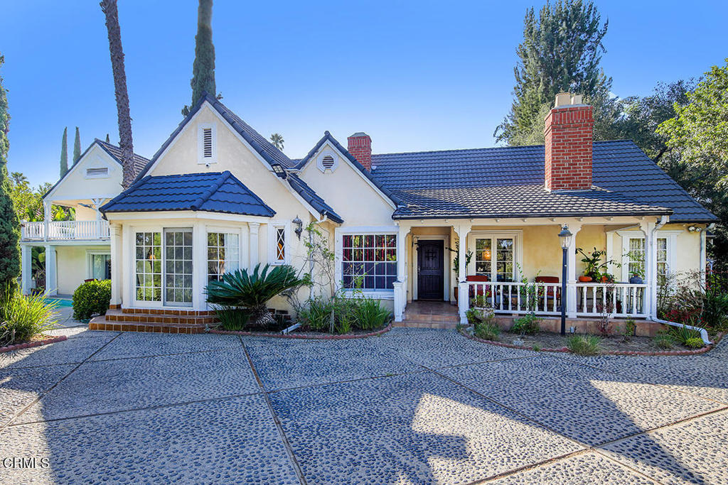 1535 Royal Boulevard, Glendale, CA 91207 — photo 1