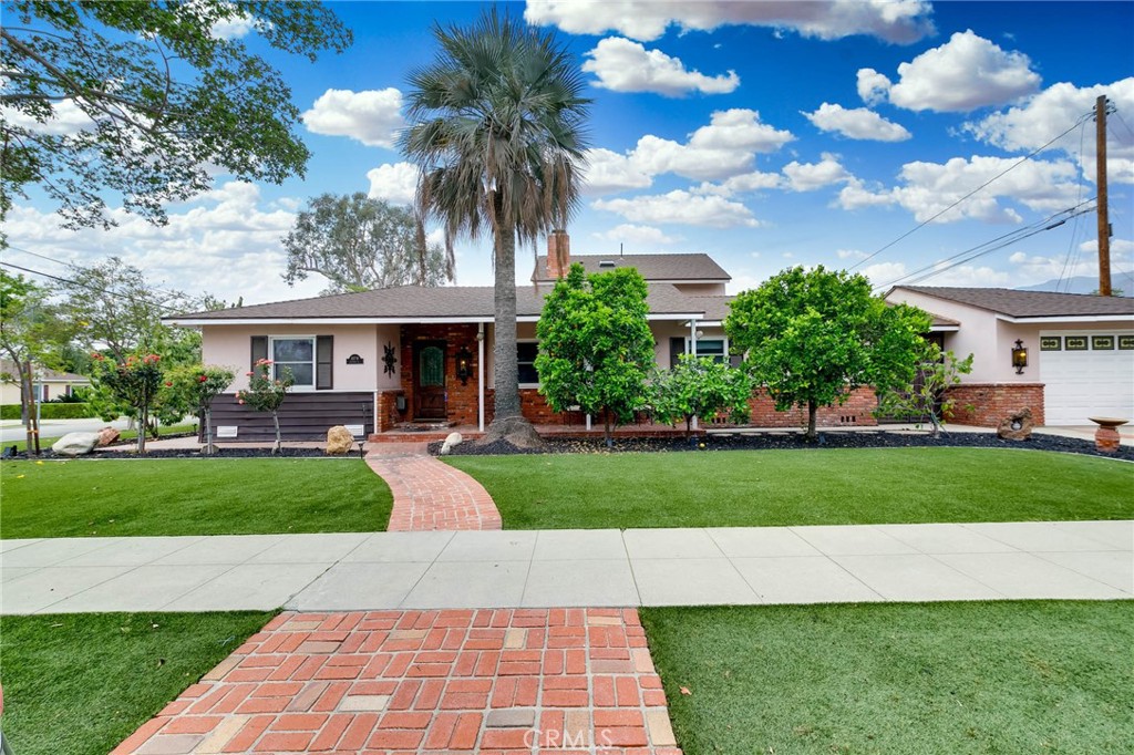 307 11th, Azusa, CA 91702 — photo 1