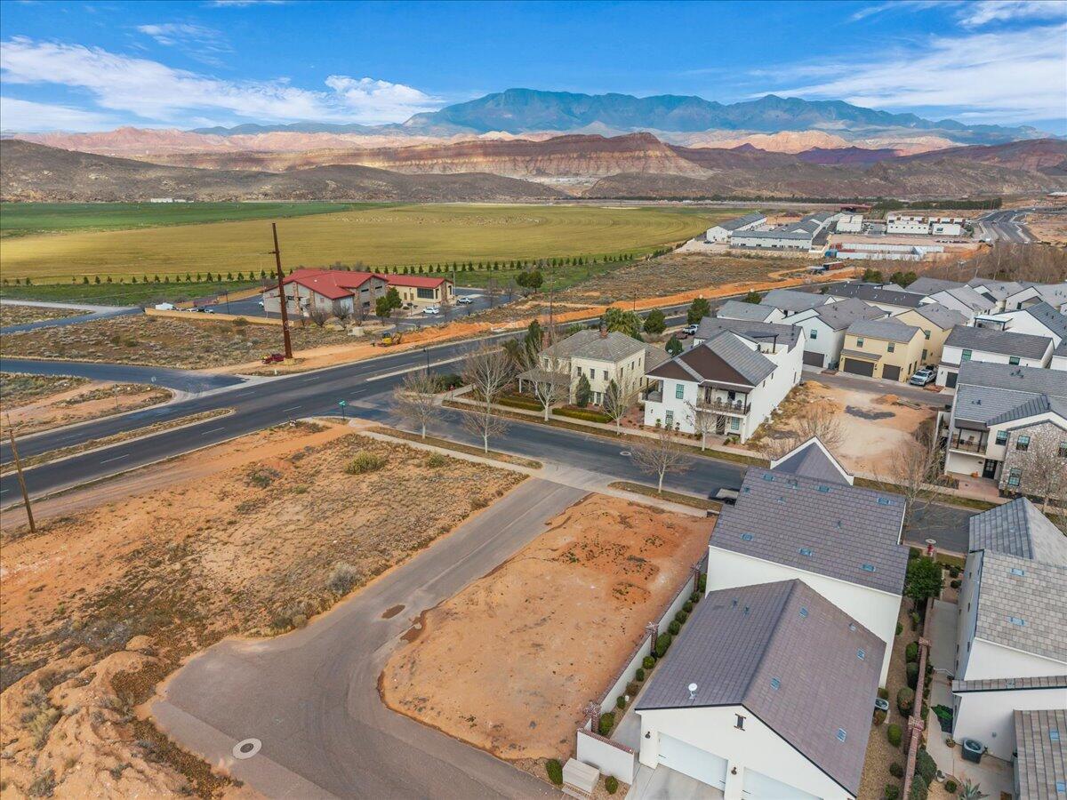 4351 Canterberry RD E2, Hurricane, UT 84737 — photo 1