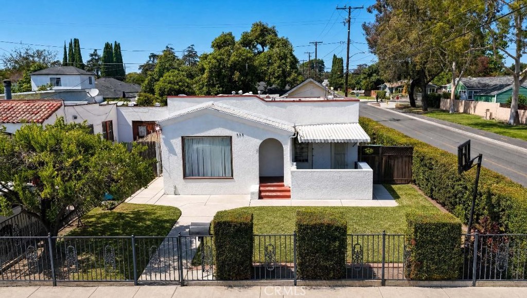 335 Beverly, Santa Ana, CA 92701 — photo 1
