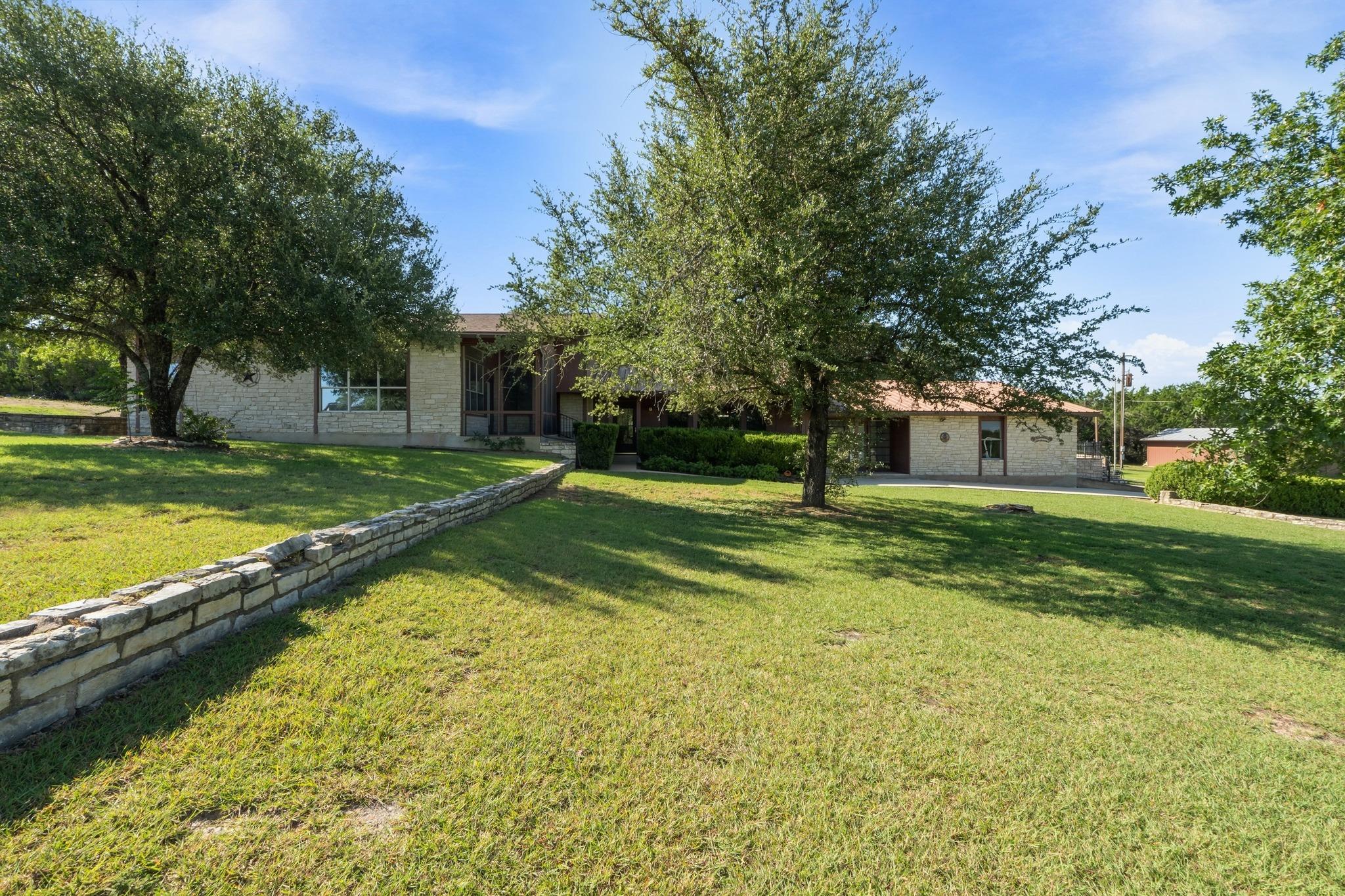 606  Rolling Hills Rd, Liberty Hill, TX 78642 — photo 1