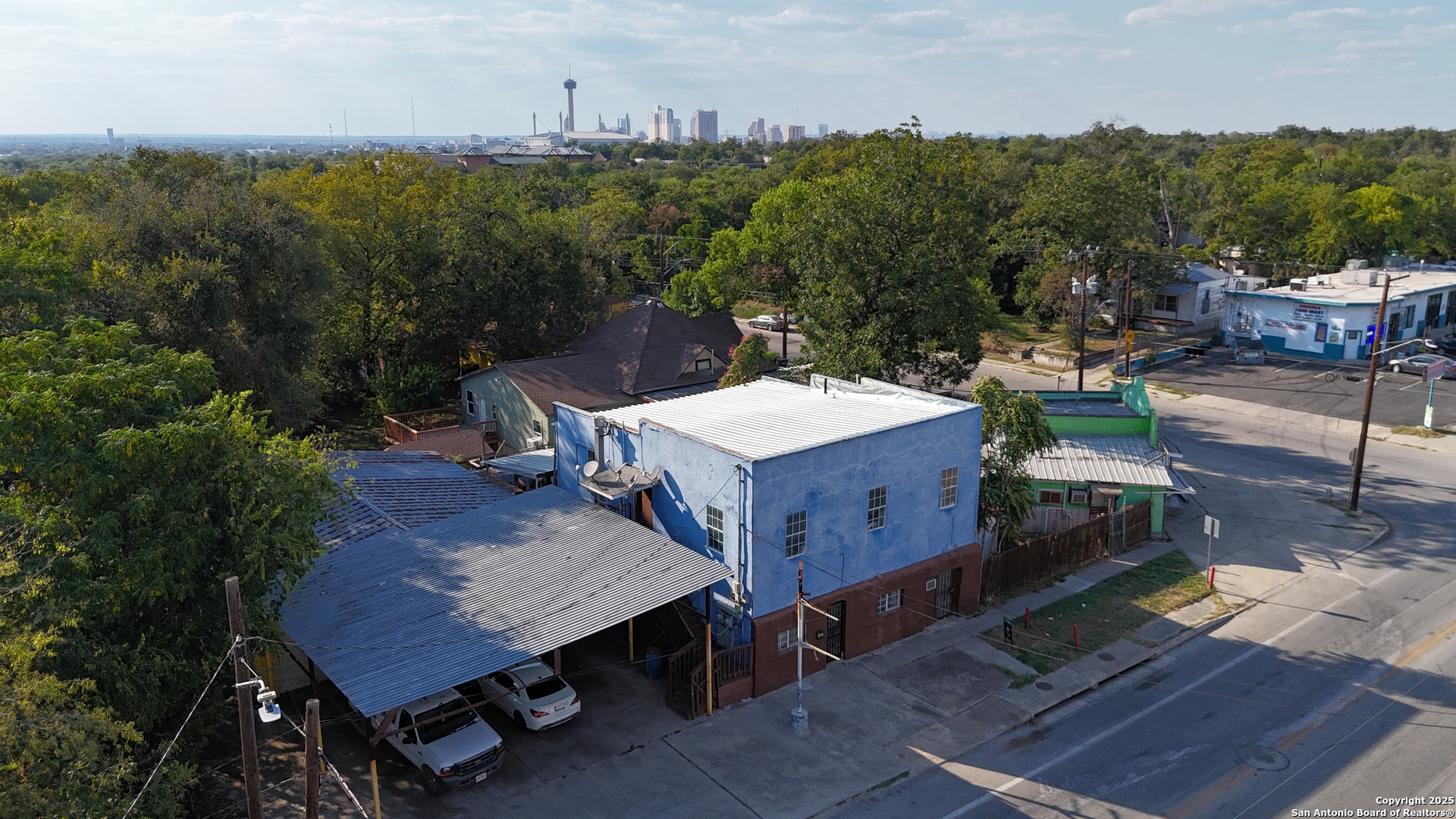 1407 S GEVERS ST, San Antonio, TX 78210 — photo 1