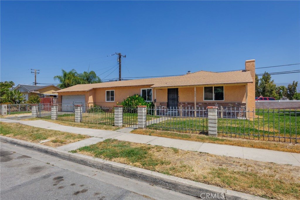 2438 W 7th, San Bernardino, CA 92410 — photo 1