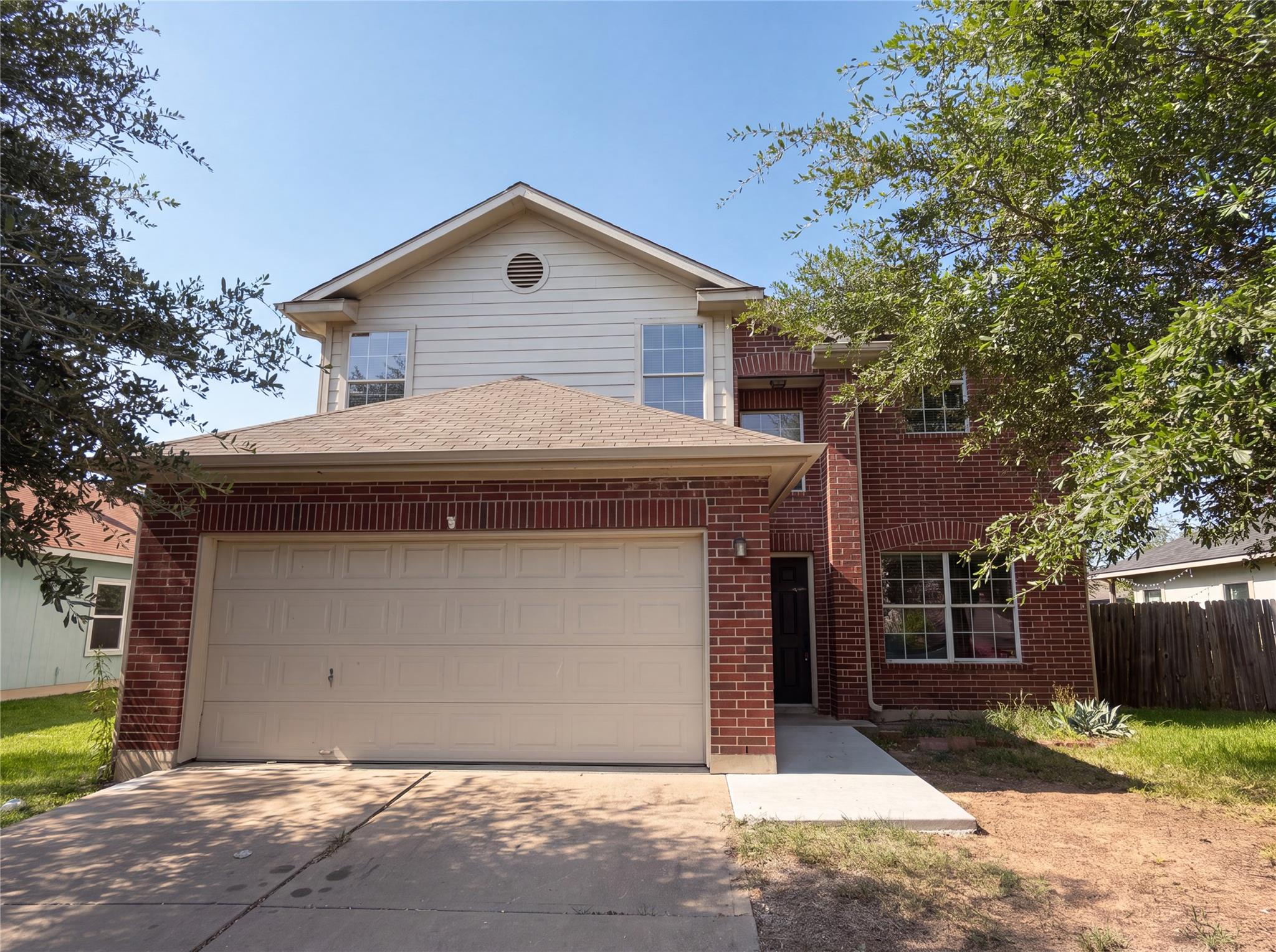 206  Almquist St, Hutto, TX 78634 — photo 1