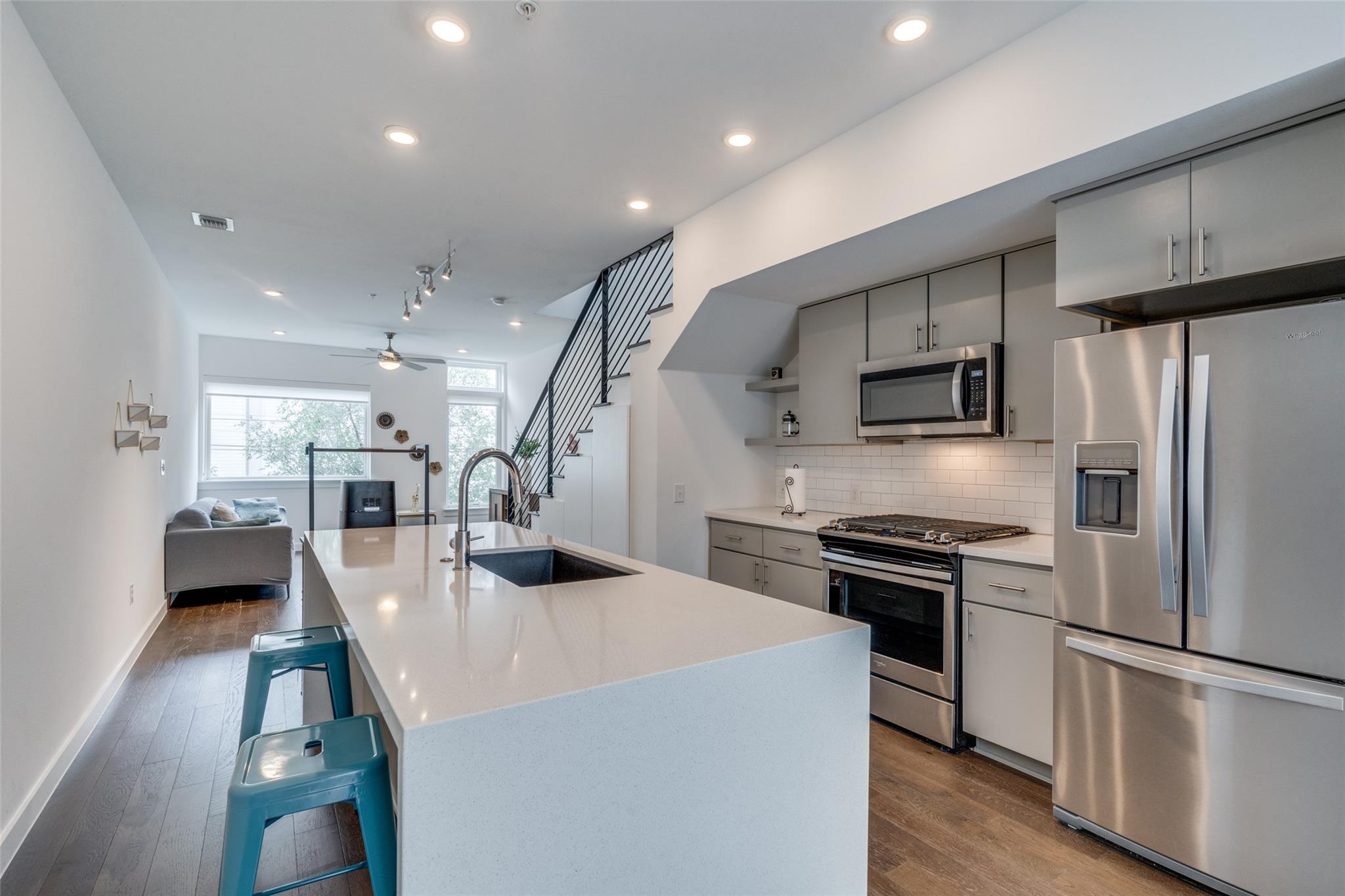2002 E 7th St  #217, Austin, TX 78702 — photo 1