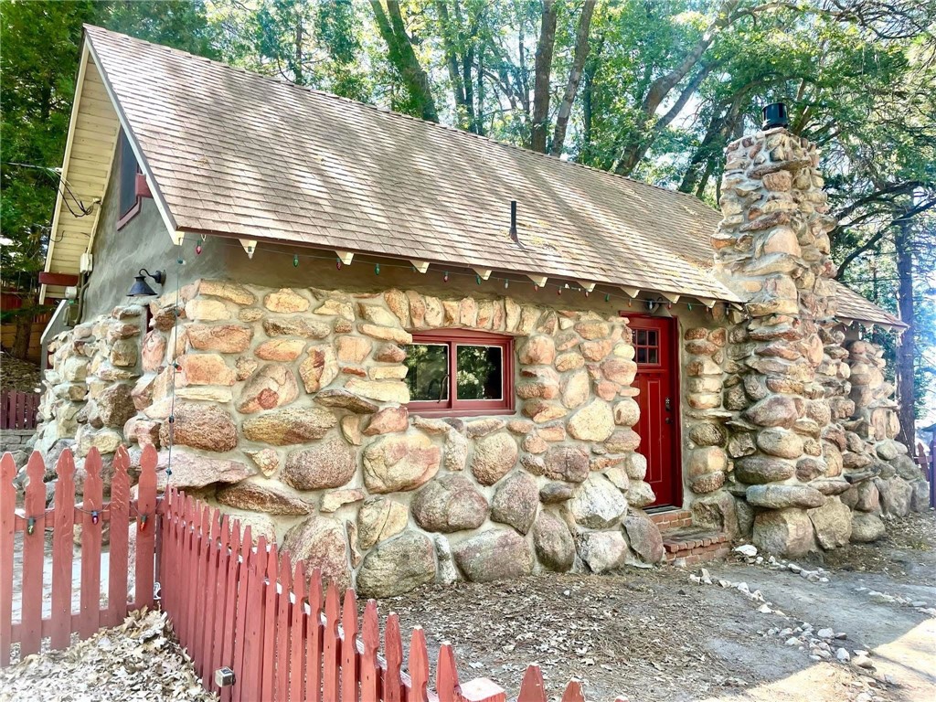 2775 View, Running Springs, CA 92382 — photo 1