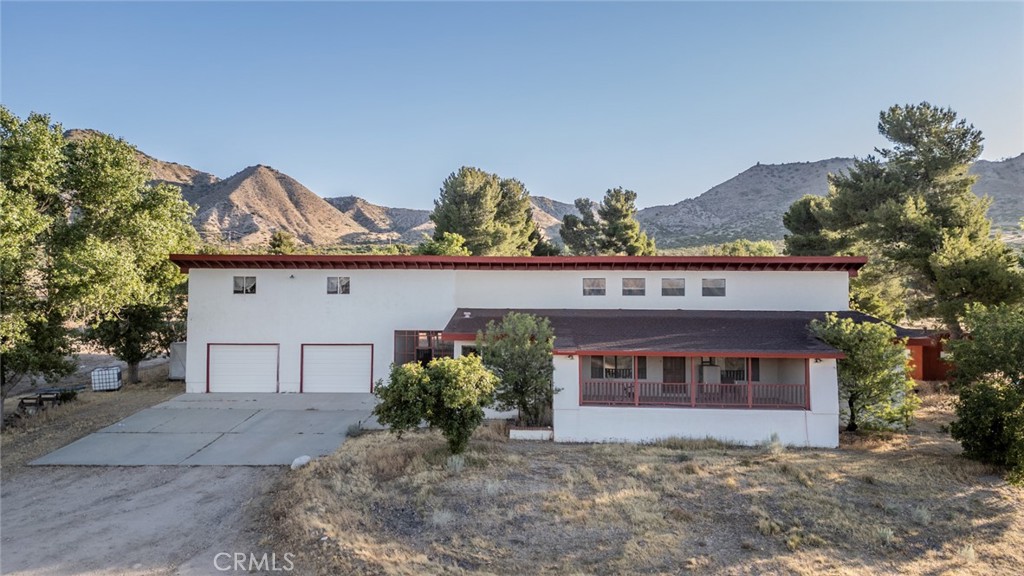 6474 Macapa, Phelan, CA 92371 — photo 1