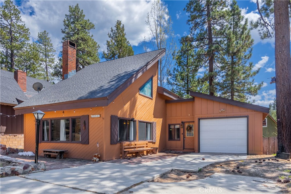 39945 Trail Of The Whispering Pines, Big Bear Lake, CA 92315 — photo 1