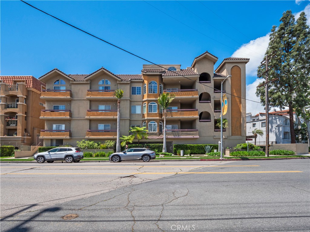 4301 Fulton Avenue 303, Sherman Oaks, CA 91423 — photo 1