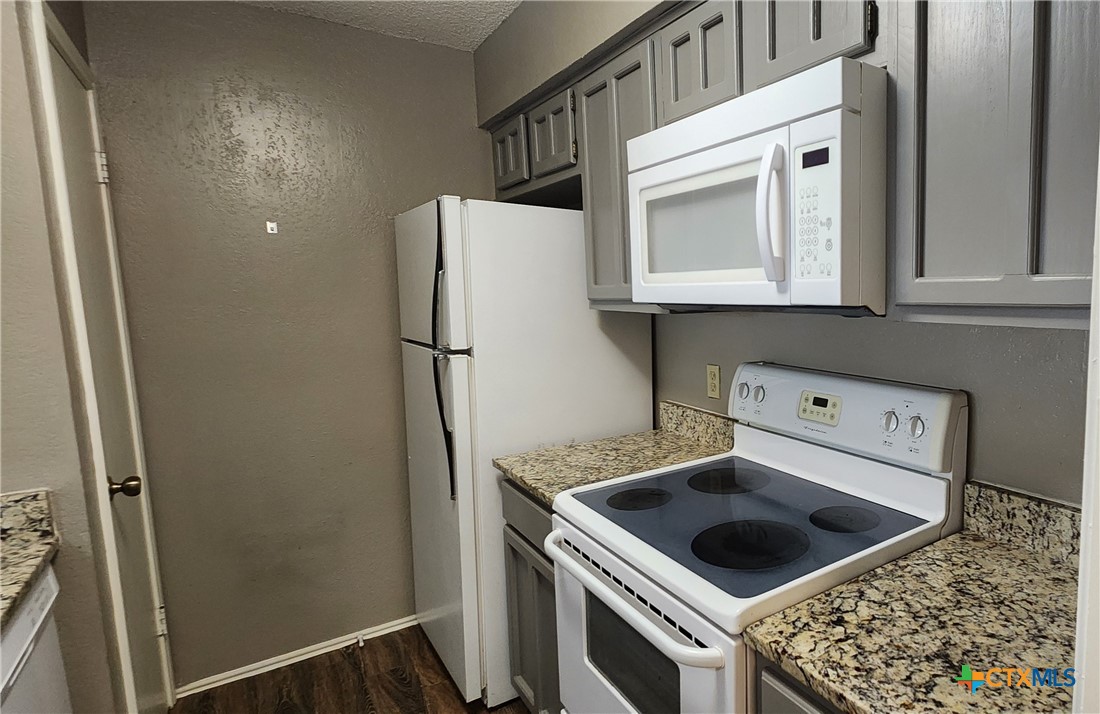 1202 Thorpe Lane 614, San Marcos, TX 78666 — photo 1