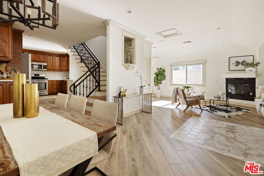 272 N Chester Avenue 101, Pasadena, CA 91106 — photo 1