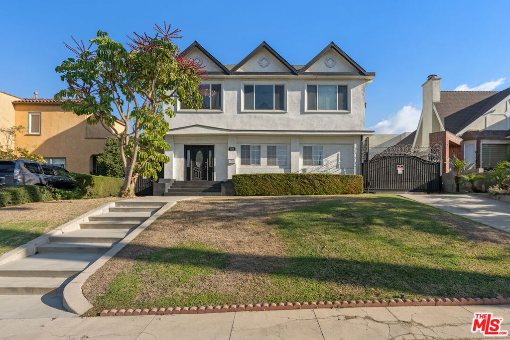 1250 S Windsor Boulevard, Los Angeles, CA 90019 — photo 1