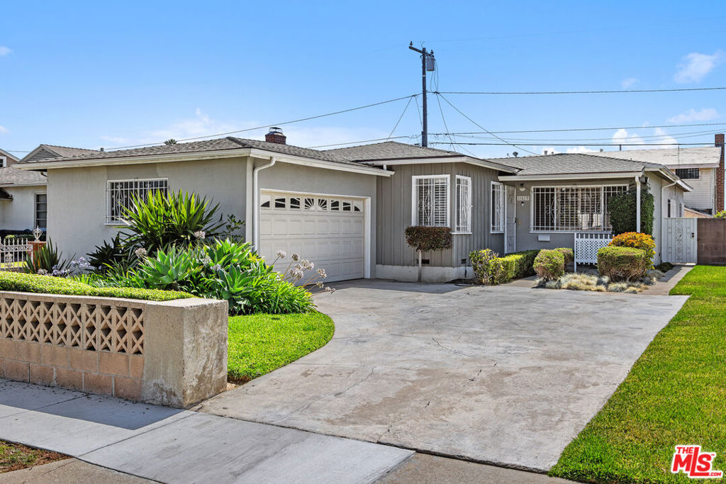 11619 Daleside Avenue, Hawthorne, CA 90250 — photo 1