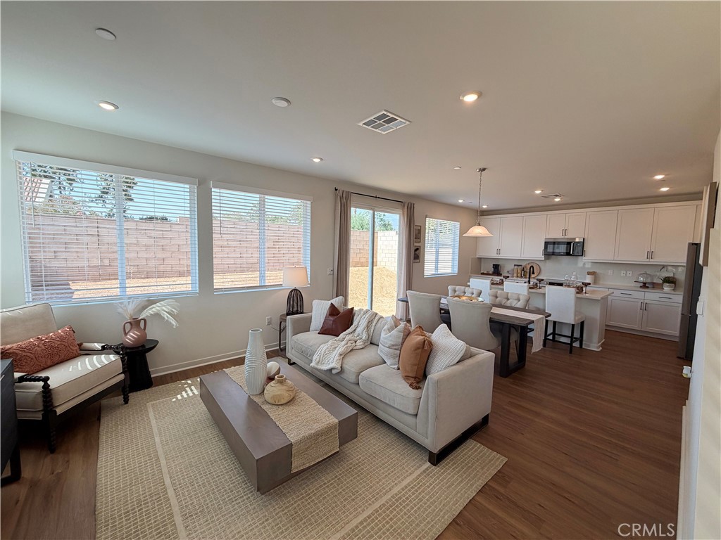 34307 Chelsie Ln, Yucaipa, CA 92399 — photo 1