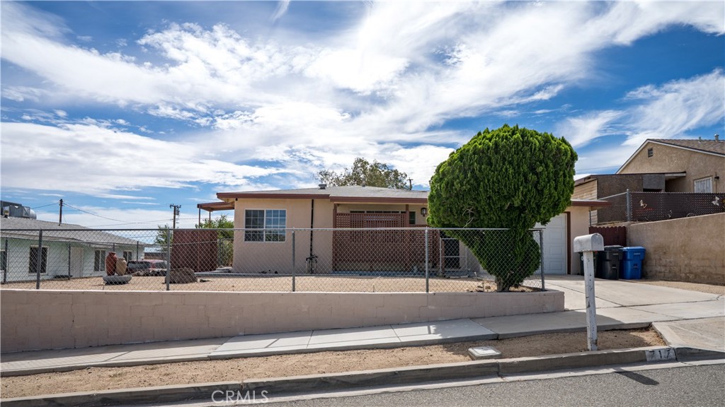 717 Belinda, Barstow, CA 92311 — photo 1