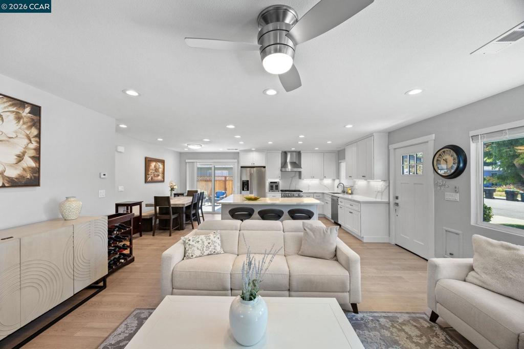 4231 Jensen St, Pleasanton, CA 94566 — photo 1