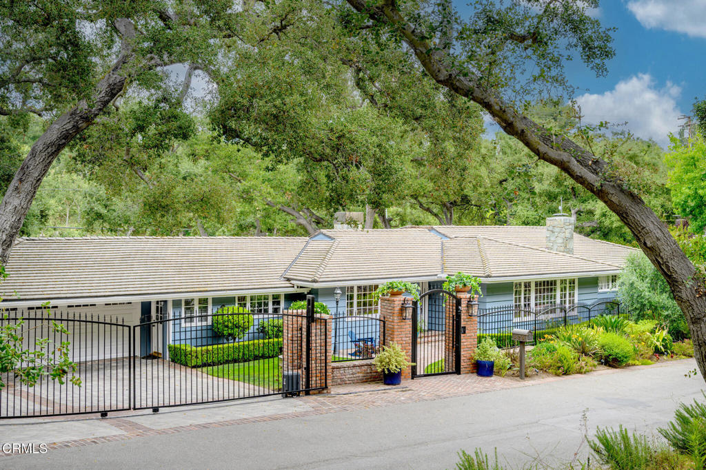525 Berkshire Avenue, La Canada Flintridge, CA 91011 — photo 1