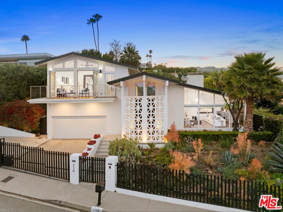 2110 Westridge Road, Los Angeles, CA 90049 — photo 1