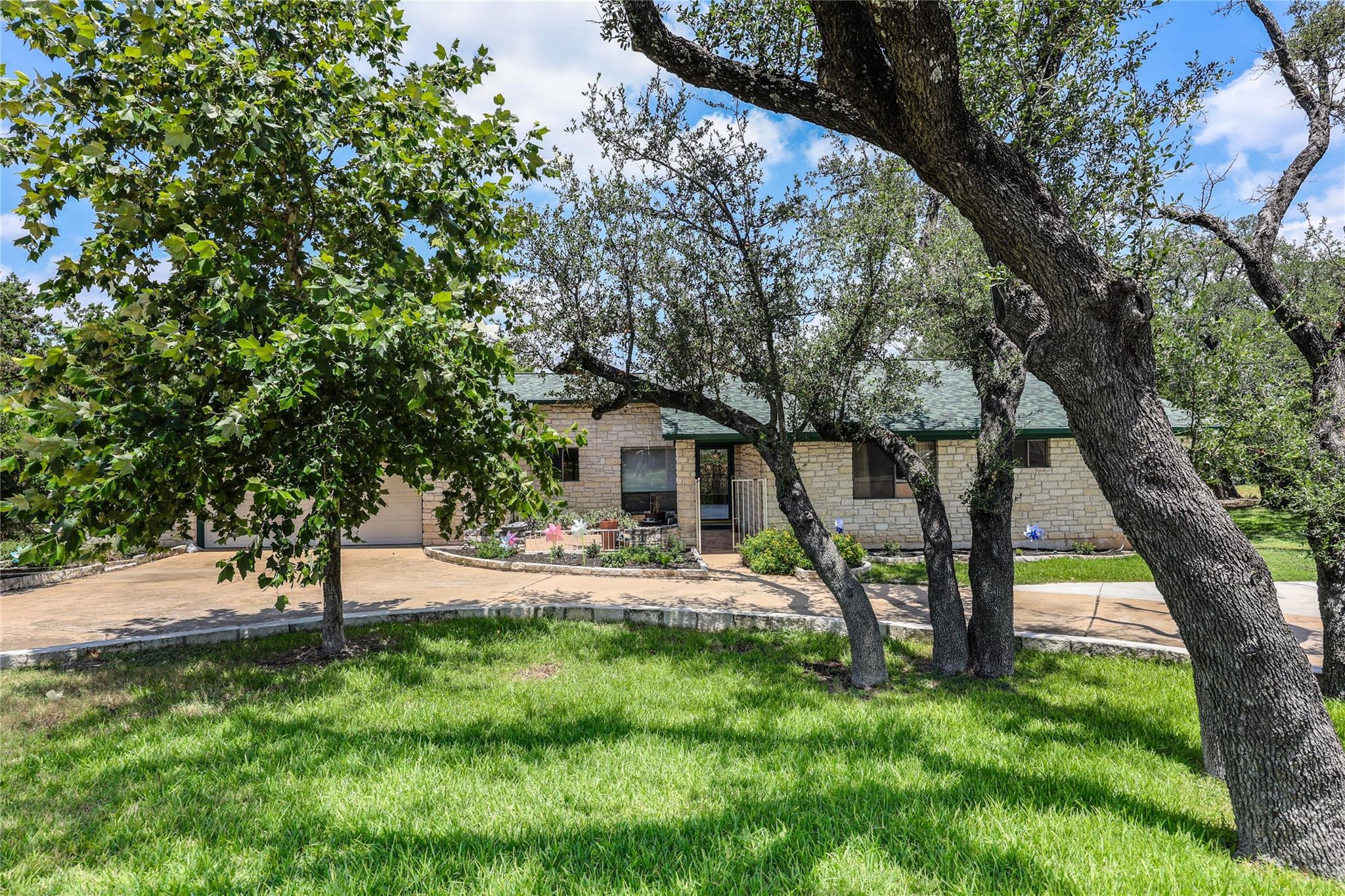 20900  Boggy Ford Rd, Lago Vista, TX 78645 — photo 1