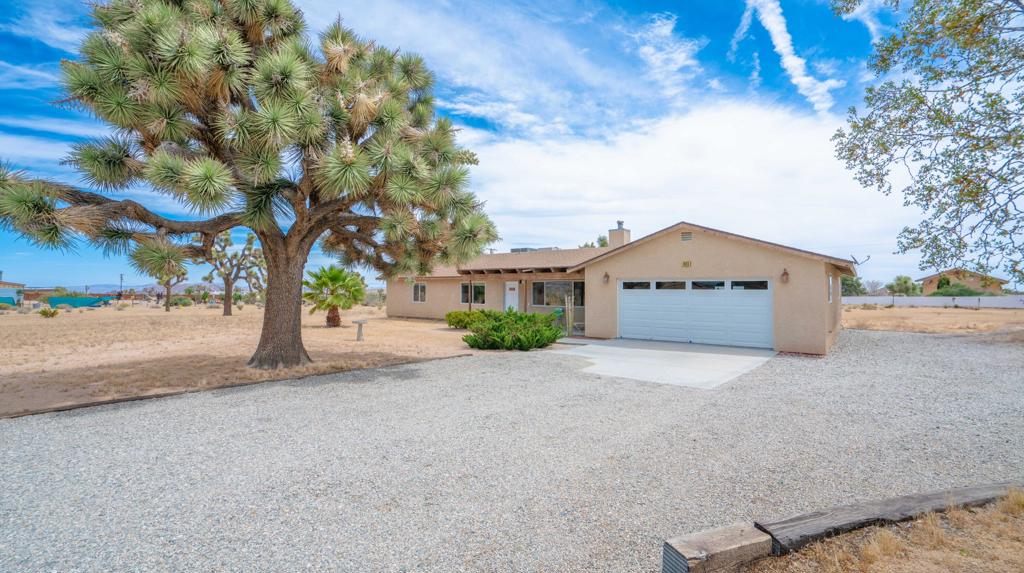 1823 Hilton Avenue, Yucca Valley, CA 92284 — photo 1