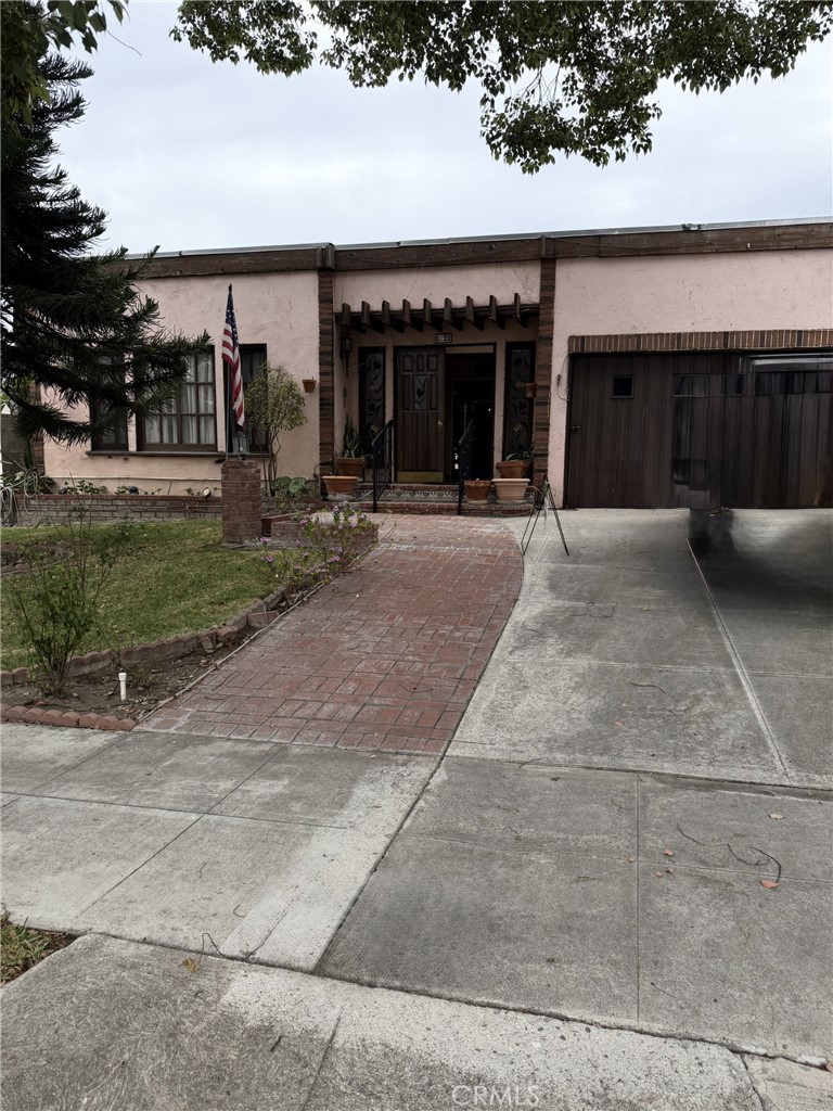 1221 Idlewood, Glendale, CA 91202 — photo 1
