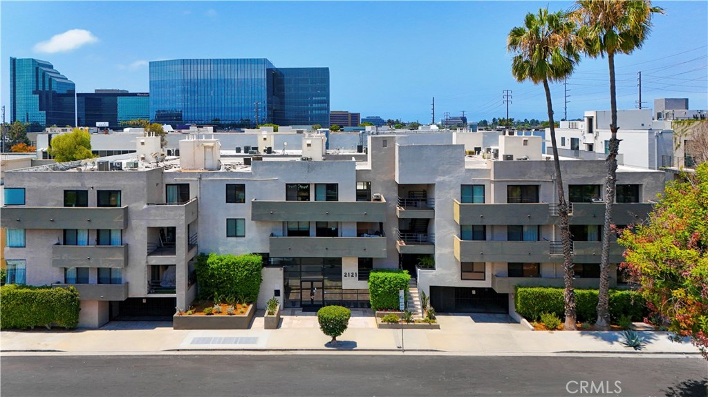 2121 Beloit Avenue 112, Los Angeles, CA 90025 — photo 1
