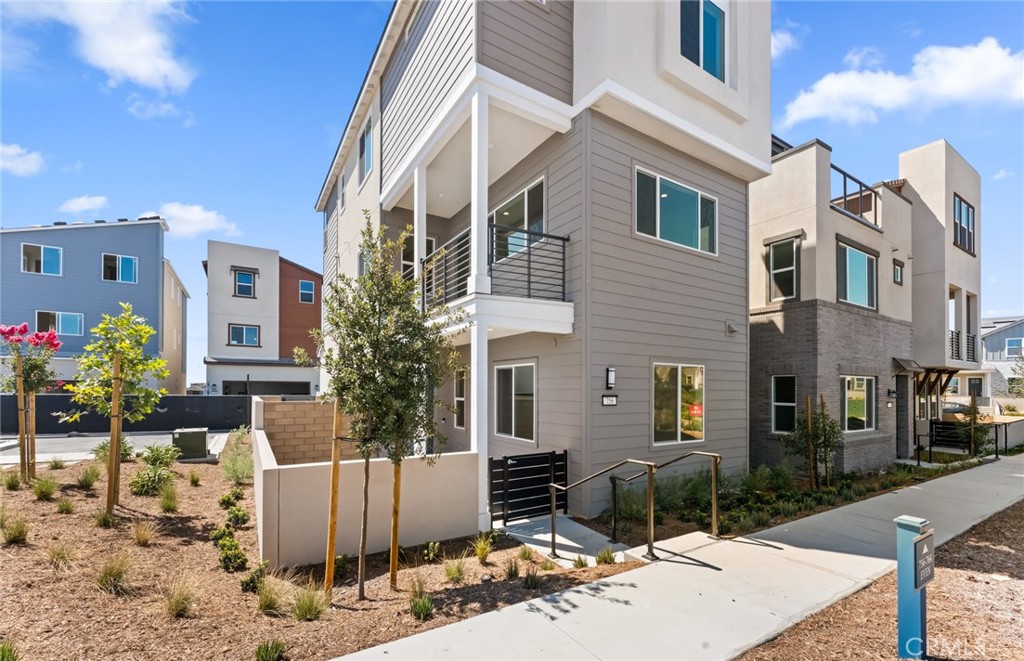 756 Gadwall, Irvine, CA 92618 — photo 1