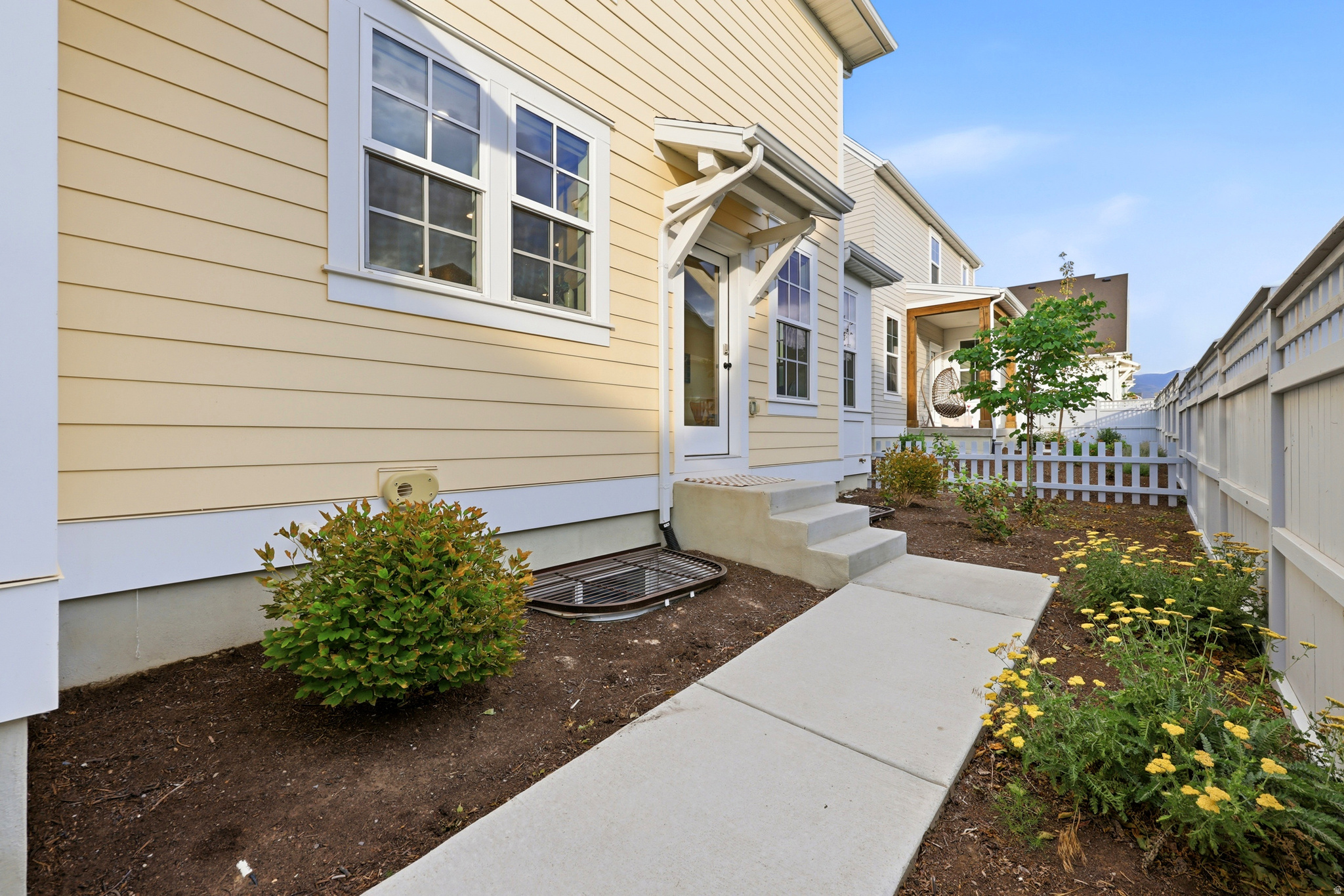 6768 W DOCKSIDER DR #298, South Jordan, UT 84009 — photo 1