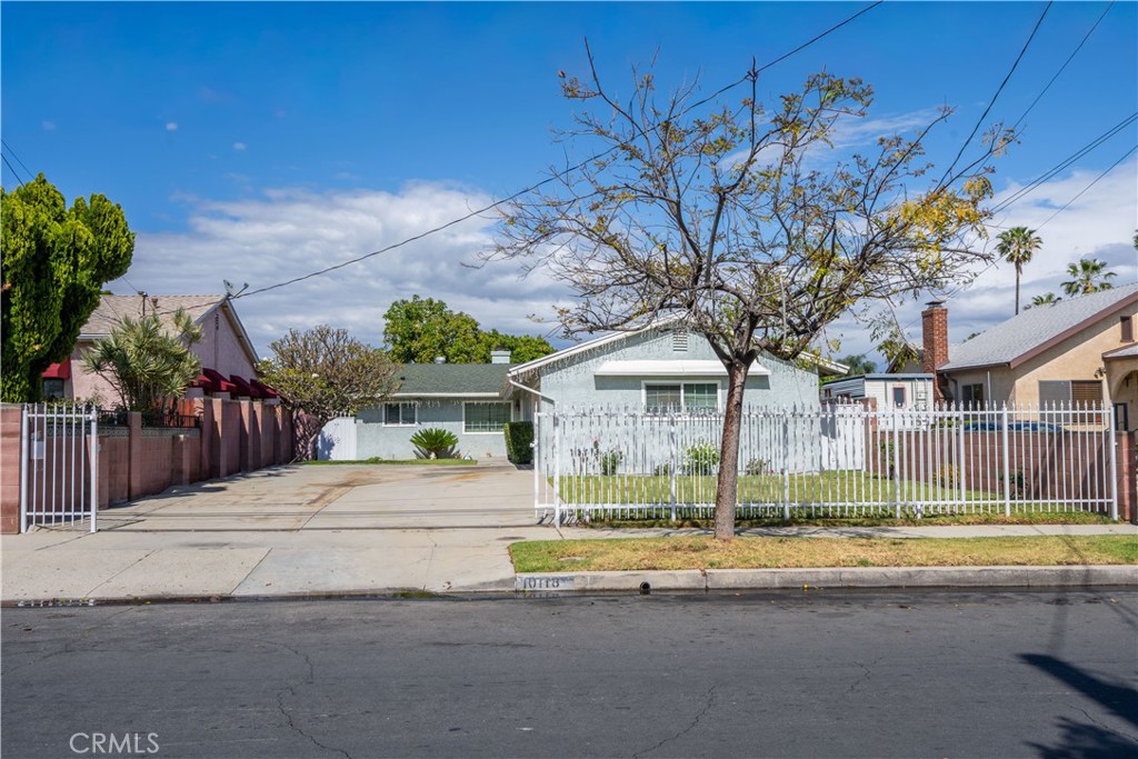 10118 Telfair, Pacoima, CA 91331 — photo 1