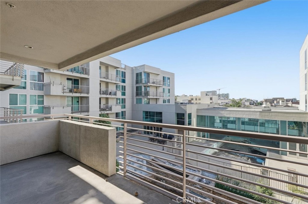 267 S San Pedro 315, Los Angeles, CA 90012 — photo 1
