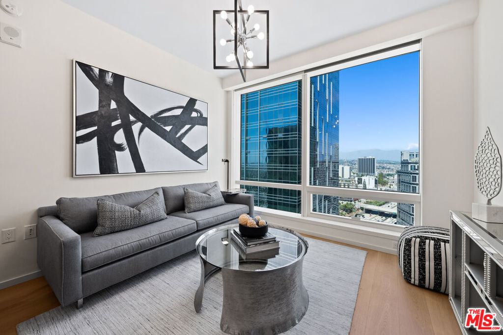 877 Francisco Street 2903, Los Angeles, CA 90017 — photo 1