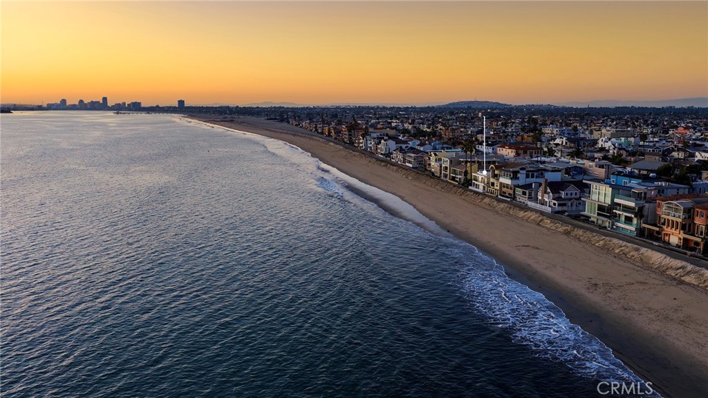 10 66th Place, Long Beach, CA 90803 — photo 1